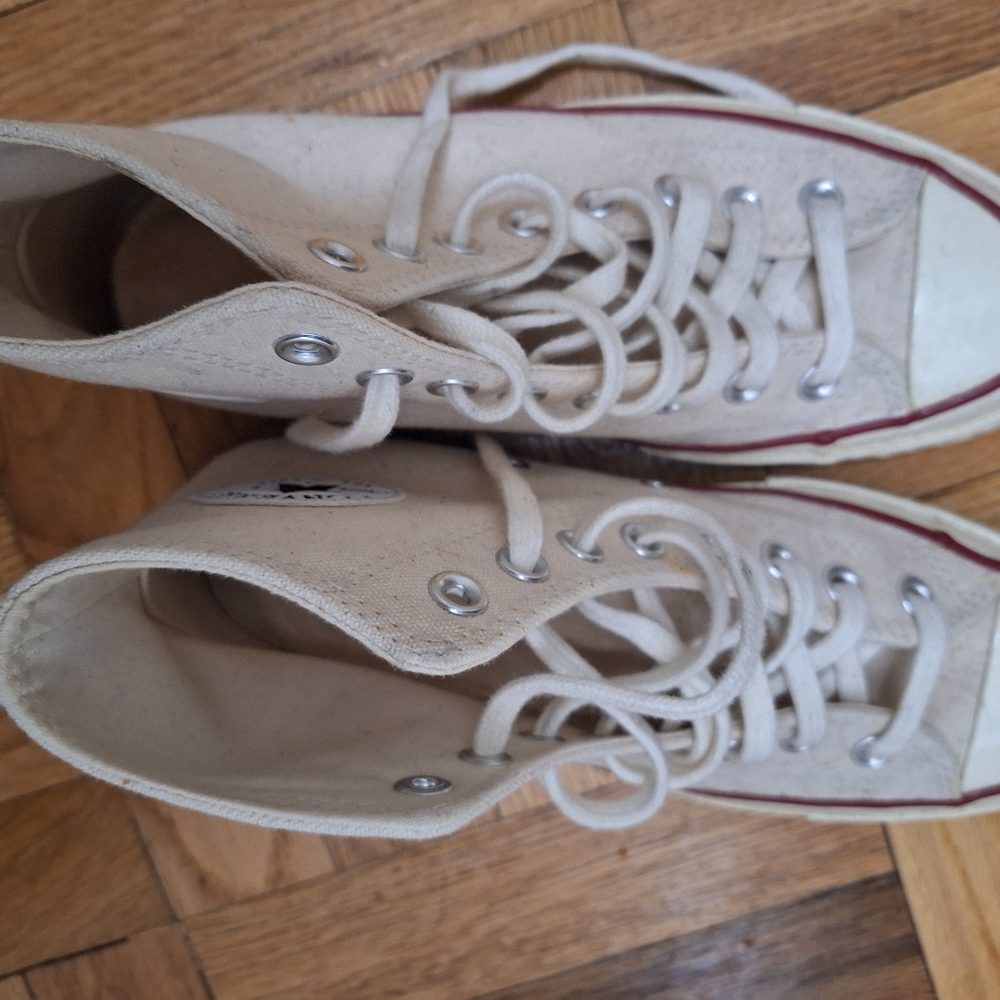 Converse Hightops